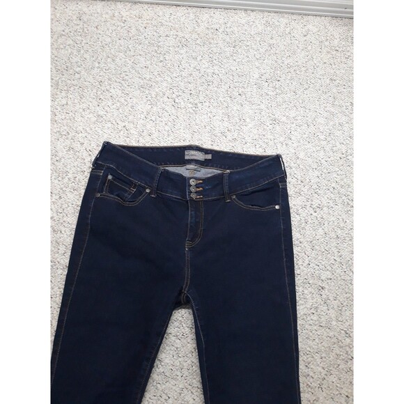 16sx25 Torrid high-rise jegging super soft dark wash skinny triple button - Picture 3 of 8